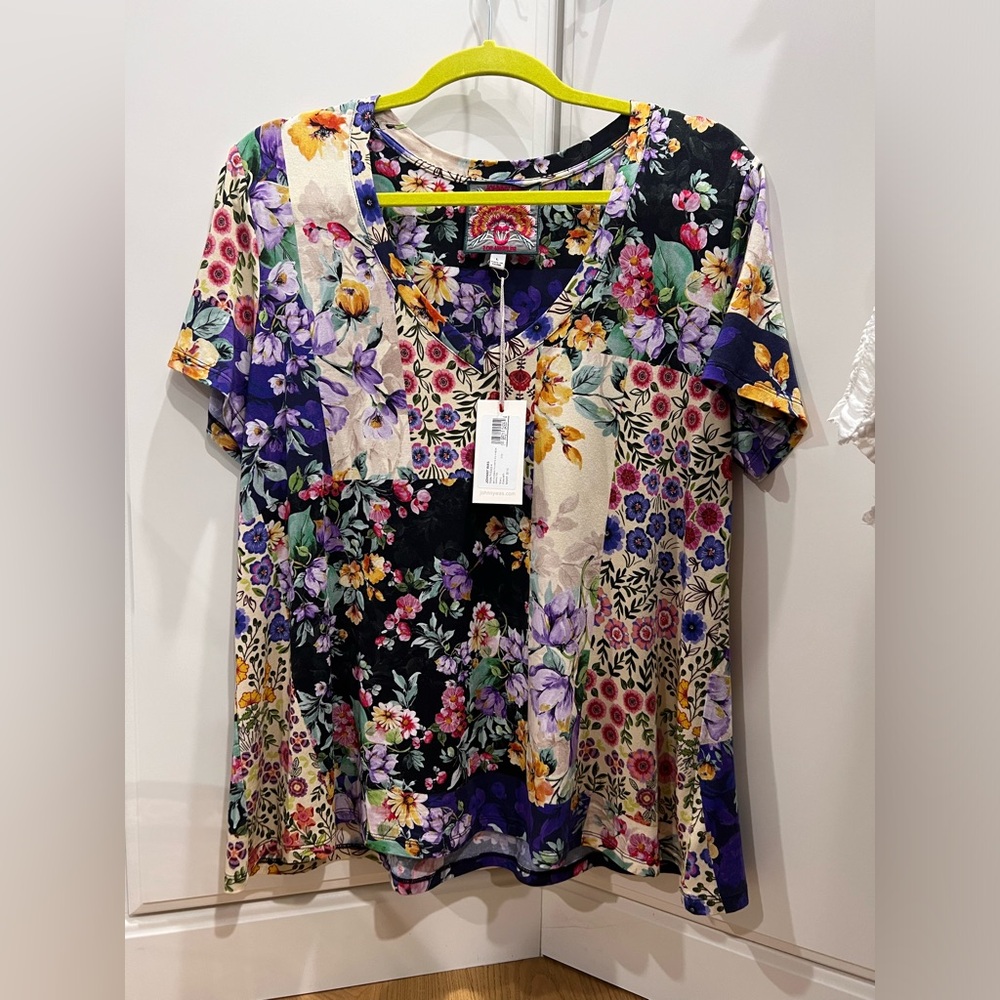 Johnny Was NWT Sky Flower Favorite Swing Tee sz L - MULTI color